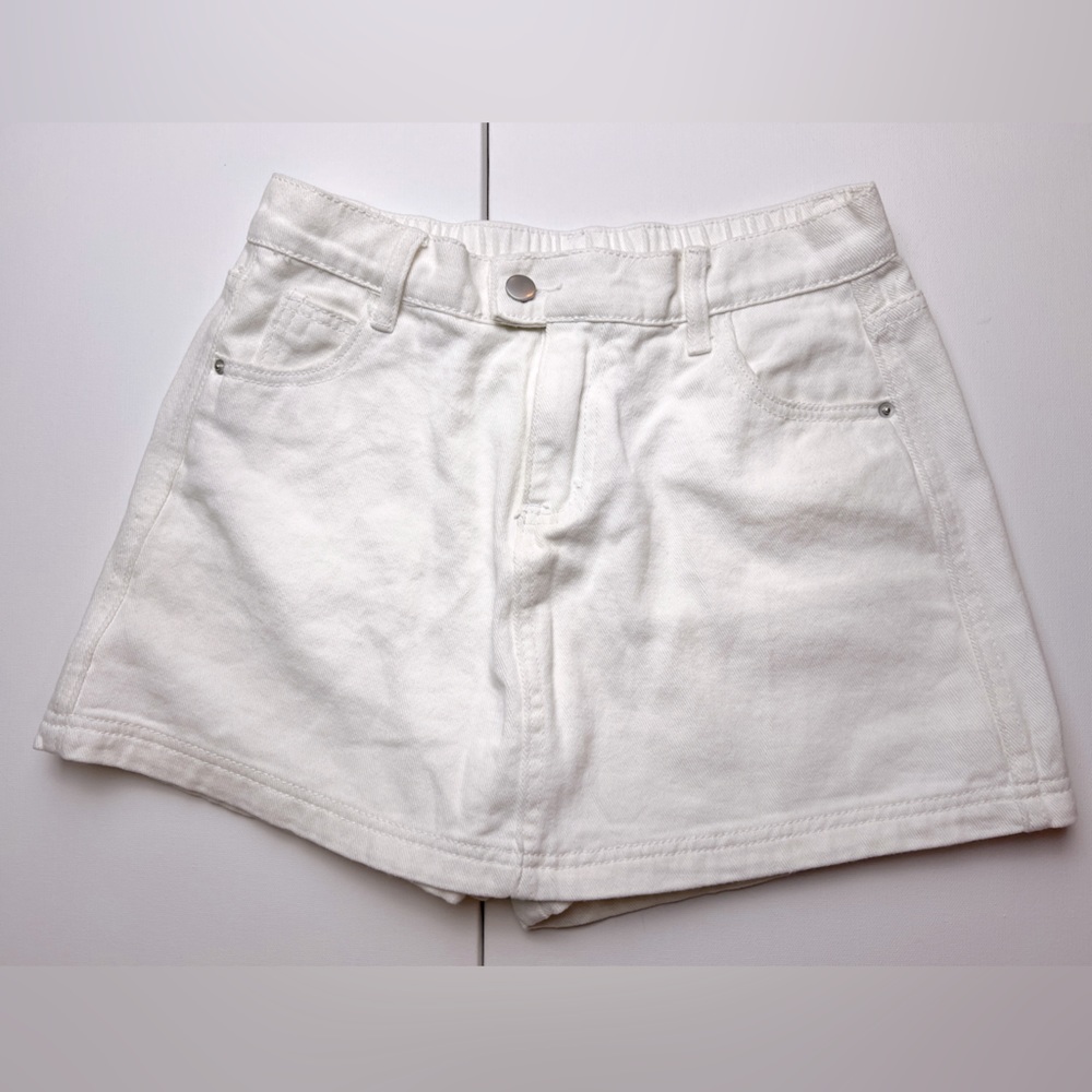 Mini skort size L new with tags